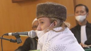Dakwaan Penuh Kepalsuan! Habib Bahar Tertawa Dituntut 5 Tahun Penjara