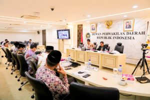 Komite II DPD RI Gelar RDPU Bahas RUU KSDAHE