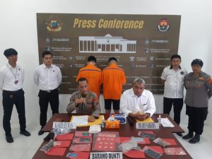 Polda Sulut Amankan 2 Tersangka Beserta 15 Paket Sabu di Minsel