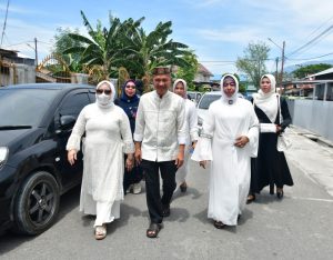 Haul Guru Tua, Bupati Pohuwato Bersama Istri Kunjungi Palu