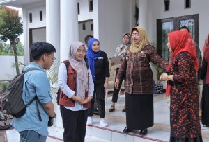 Kroscek PKH di Pohuwato, Tim Kementerian Sosial Disambut Hangat Wabup Suharsi