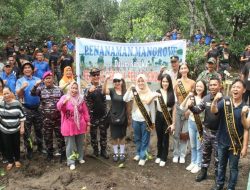 Danlanudal Manado Beserta Prajurit Ikuti Penanaman Mangrove Di Pulau Lembeh