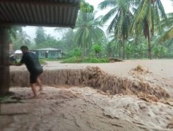 Curah Hujan Tinggi, Beberapa Desa di Paguat Terendam Banjir
