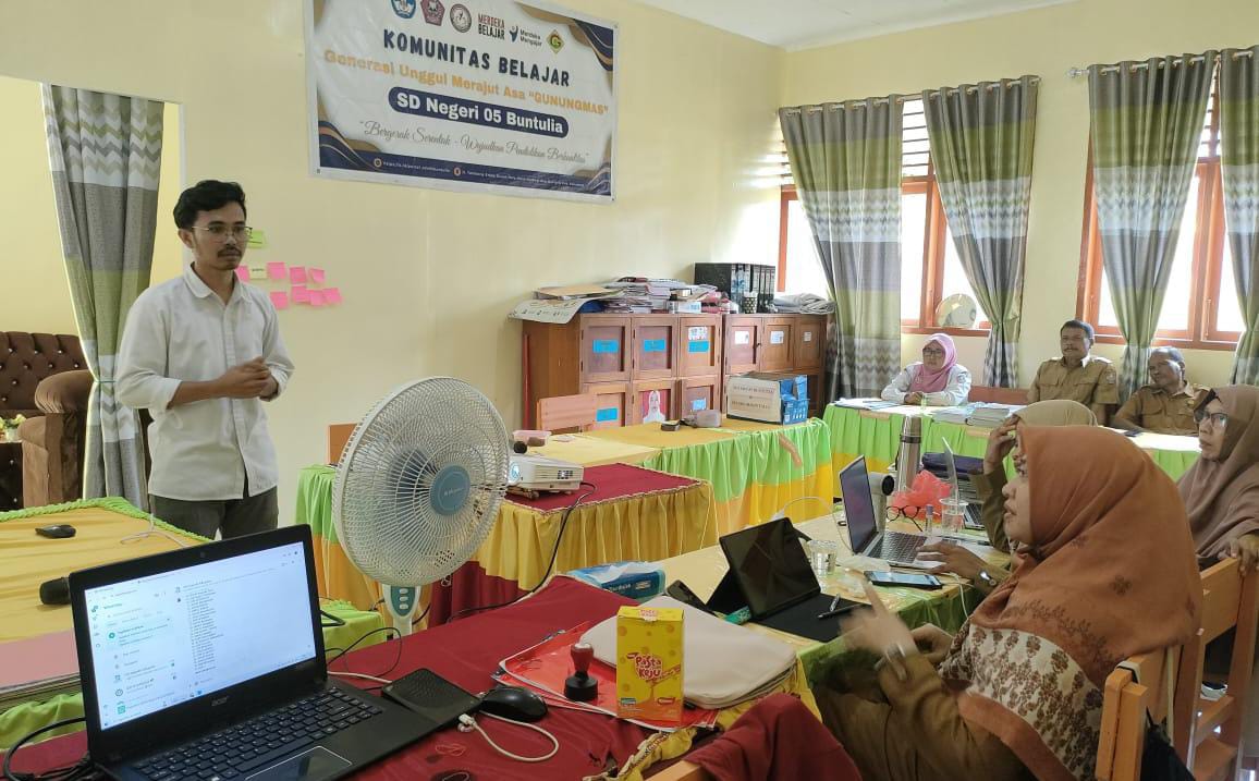 Pengajar Merdeka